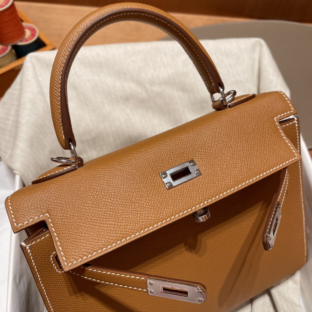 에르메스 켈리백25 골드브라운 은장 앱송